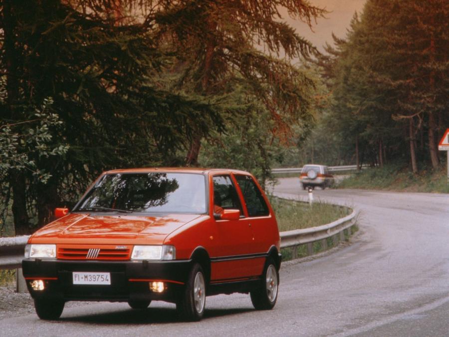  Fiat Uno 1990 года  (фото 2 из 4)